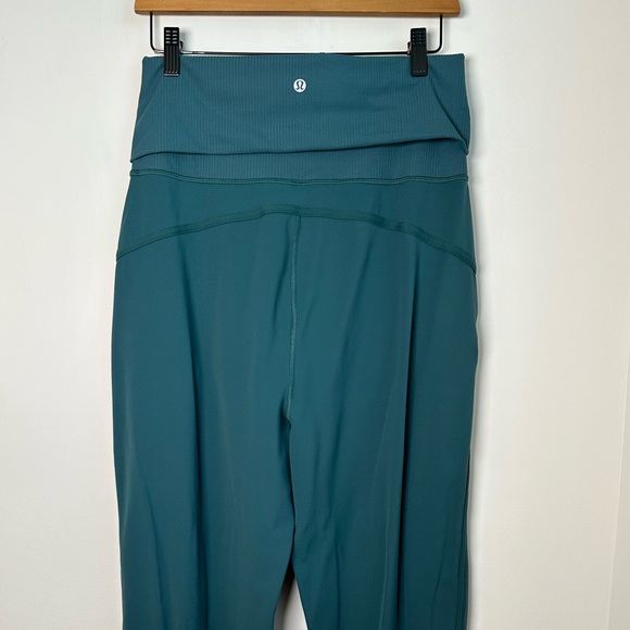 Lululemon Align Super-High-Rise Ribbed-Waist Jogger - Picture 11 of 13